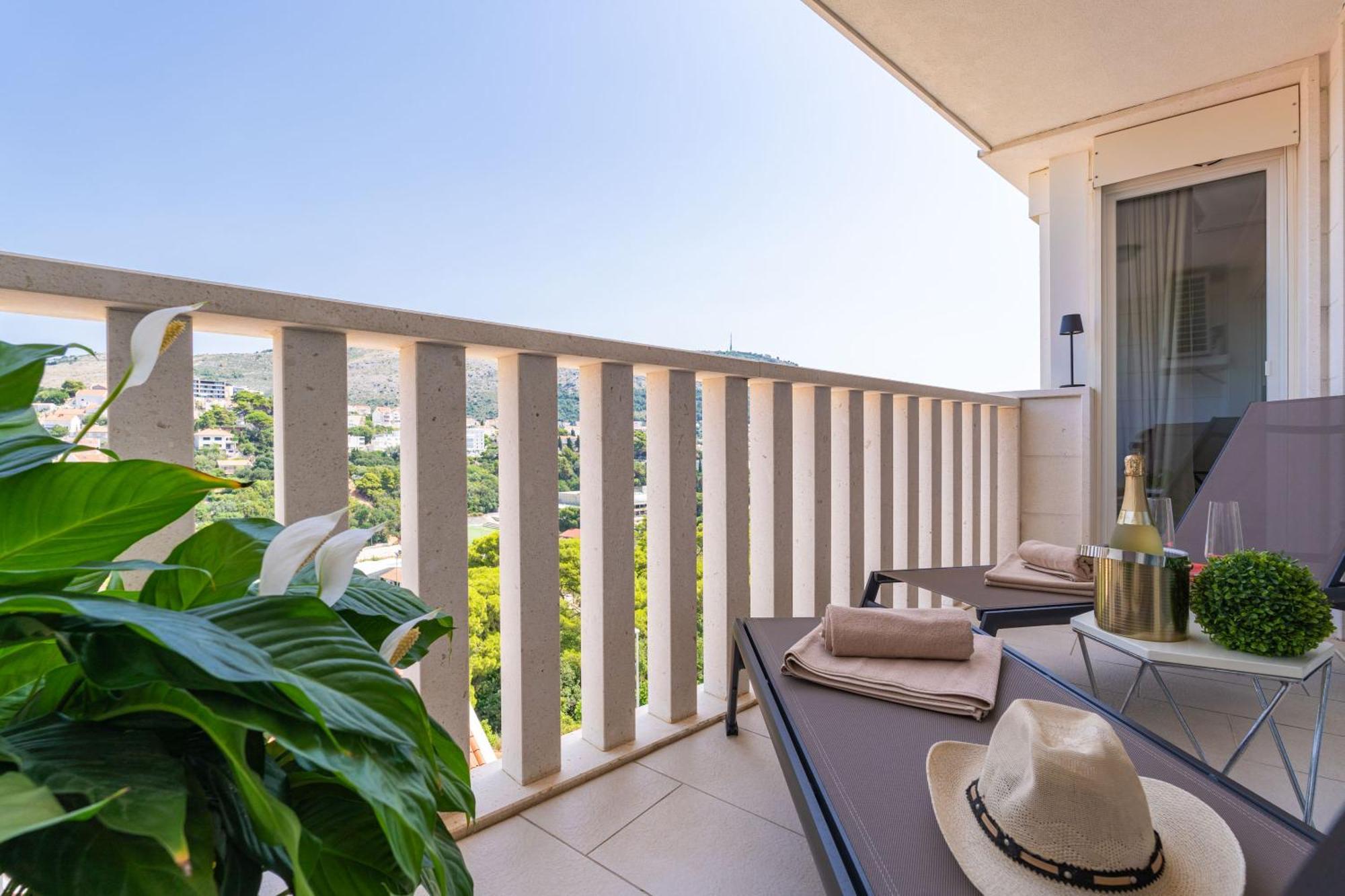 Apartment Apollo In Dubrovnik With Sea View Exterior foto
